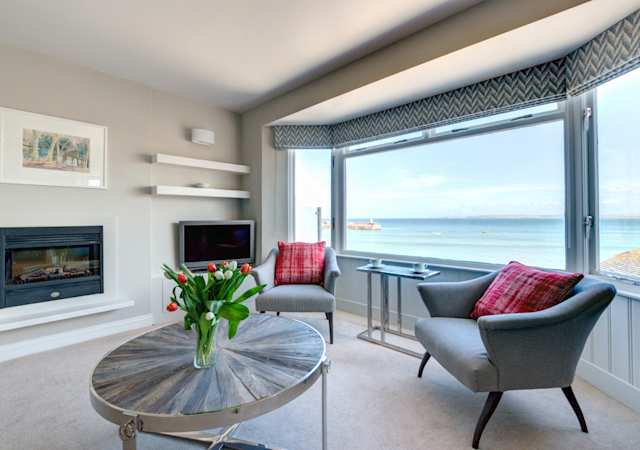 Blue Batik, Plum Guide home in Cornwall