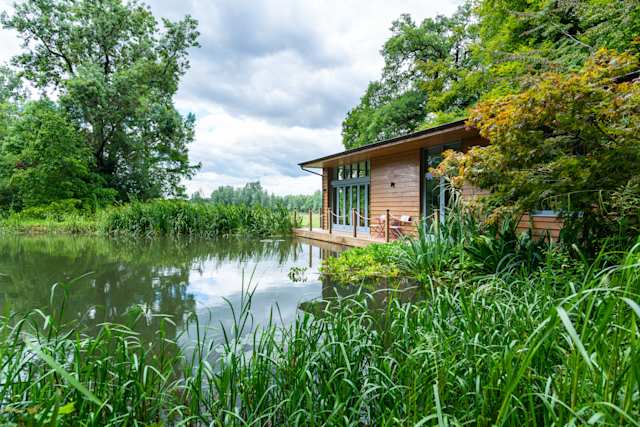 Riverside Chronicles, Plum Guide home in the New Forest, England