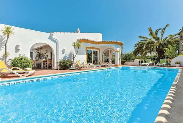 Porta Do Eden, Plum Guide home in Algarve, Portugal