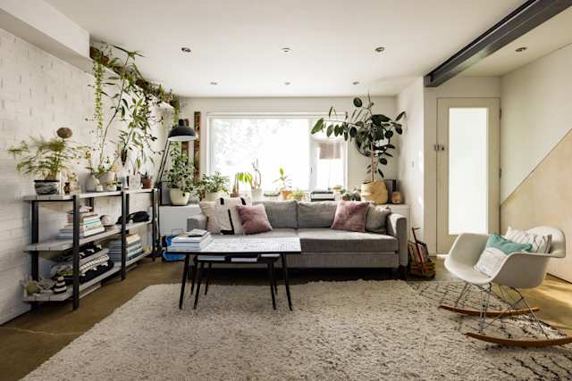 Monochrome Magic, Plum Guide home in London