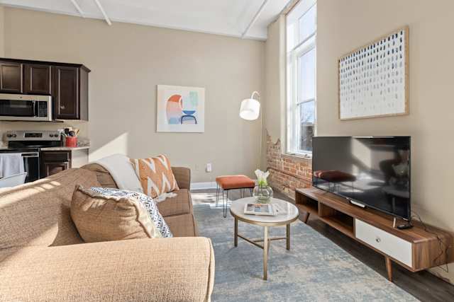 The Speed Of Light, Plum Guide home in South Carolina, USA