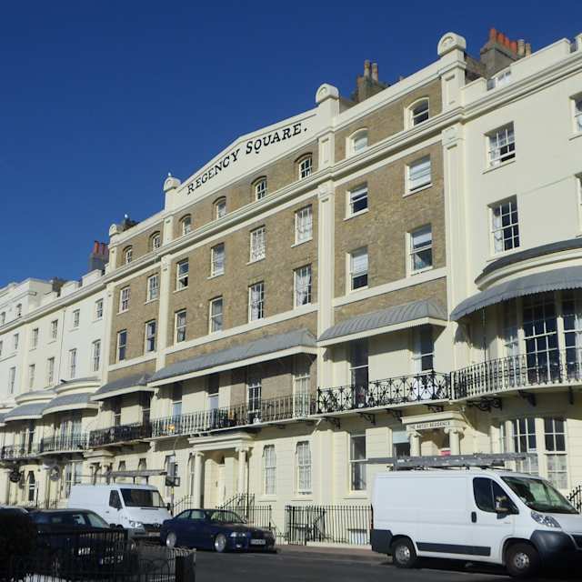 Central Section of Regency Square, Brighton | ©Hassocks5489/wikicommons
