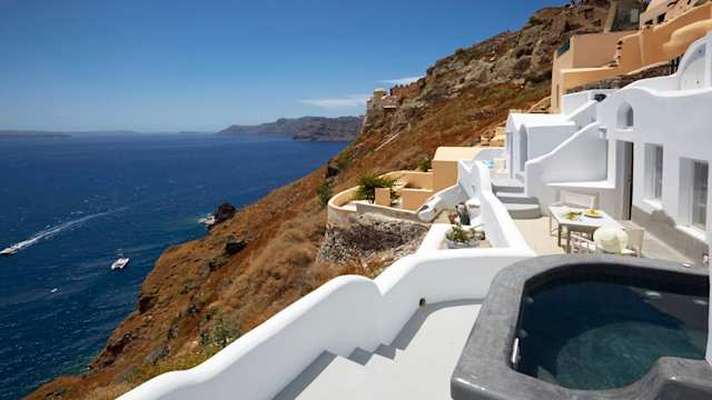 Santorini Close-Ups, Plum Guide home in Santorini, Greece