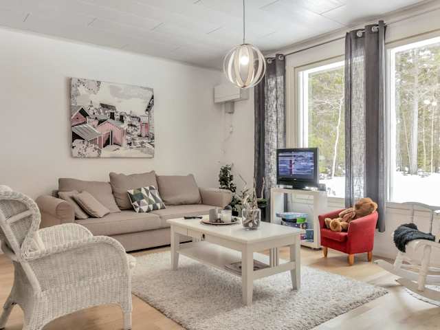 Forest Hiatus, Plum Guide home in Finland