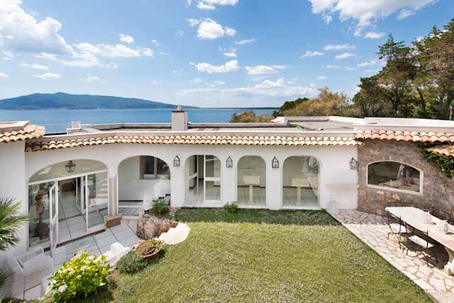 Written-in-the-Wind, Plum Guide home in Tuscany