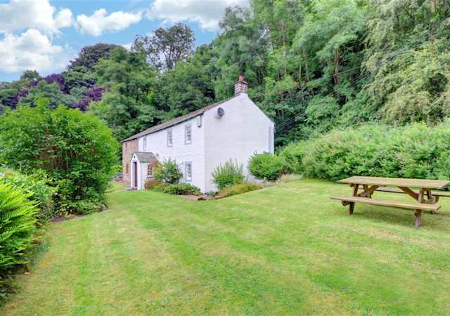 Run River Run, Plum Guide home in the Lake District, UK