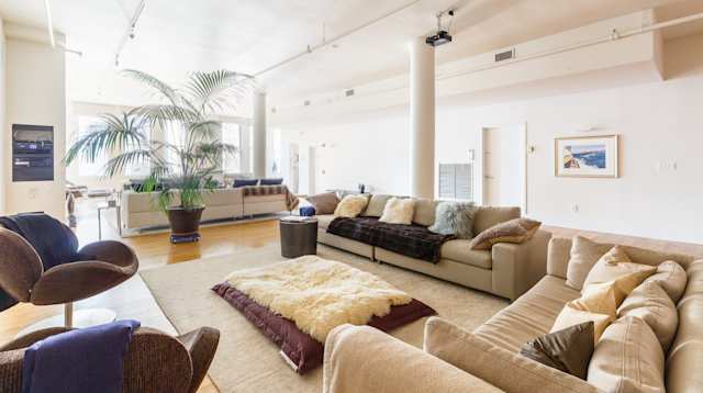 Suite Life, Plum Guide home in New York