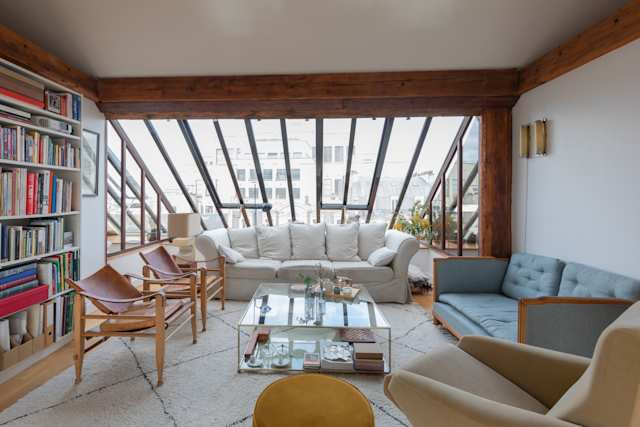 Window to Saint-Germain, Plum Guide home in Paris