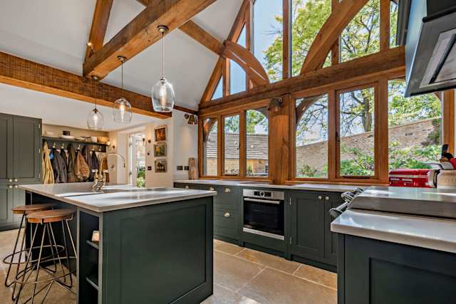 Village People, Plum Guide home in Gloucestershire