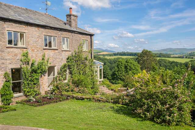 Verdant Escape, Plum Guide home in Cumbria, England