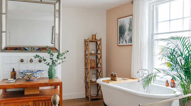 Bathtub in Crescent Moon, Plum Guide home in Margate, Kent