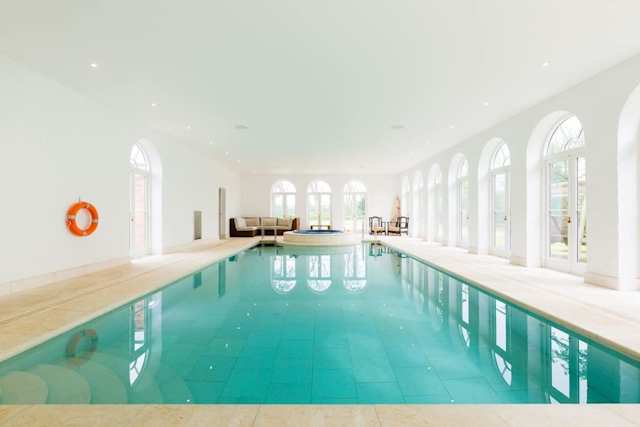 Well Furlong Cottage, Plum Guide home in the Cotswolds