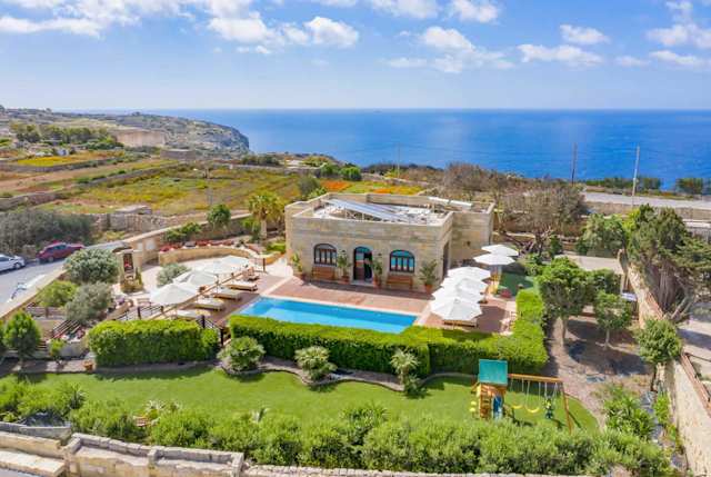 Rhythm Of The Grotto, Plum Guide home in Malta