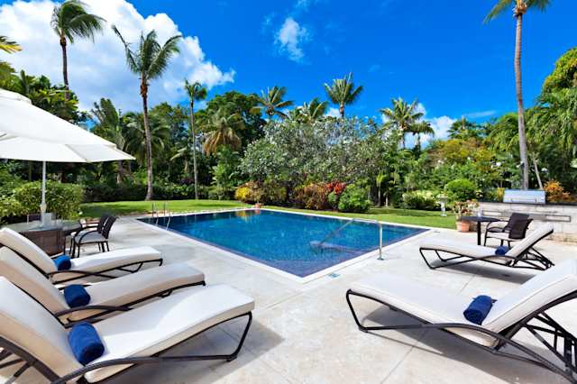 Pineapple Sugar, Plum Guide home in Barbados