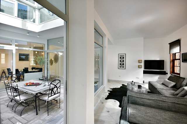 Dionysus, Plum Guide home in Athens, Greece