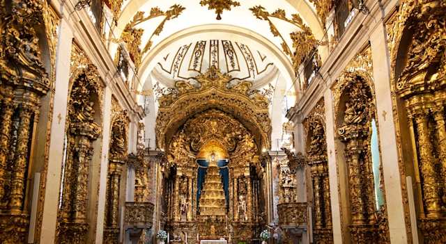 Gilded gold interior of the Igreja dos Carmelitas church, Porto, Portugal