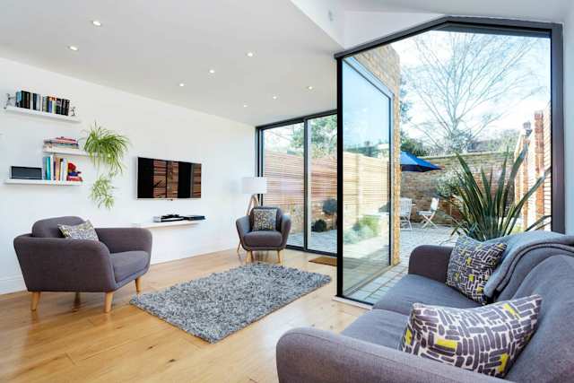 Teddy's March, Plum Guide home in London, UK