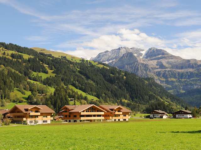 Mountain Moves, Plum Guide home in Switzerland