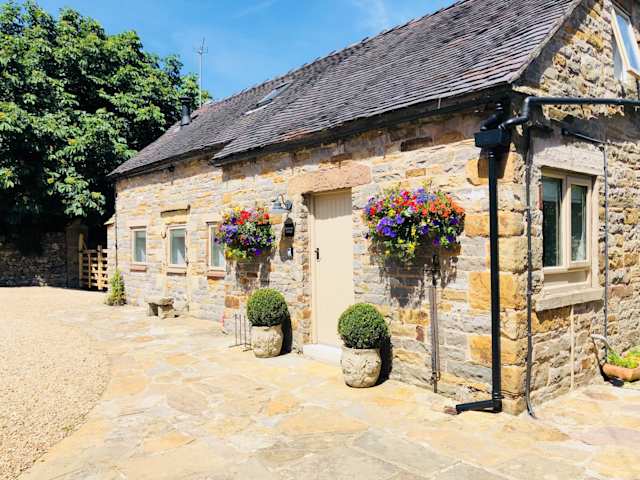 Lowland Leisures, Plum Guide home in Derbyshire, UK