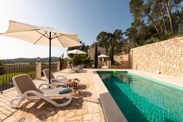 The Golden Goose, Plum Guide home in Menorca, Spain