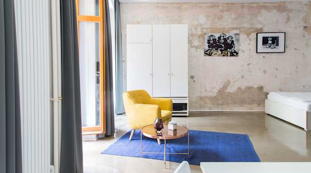 Cobalt Chronicle, Plum Guide home in Berlin