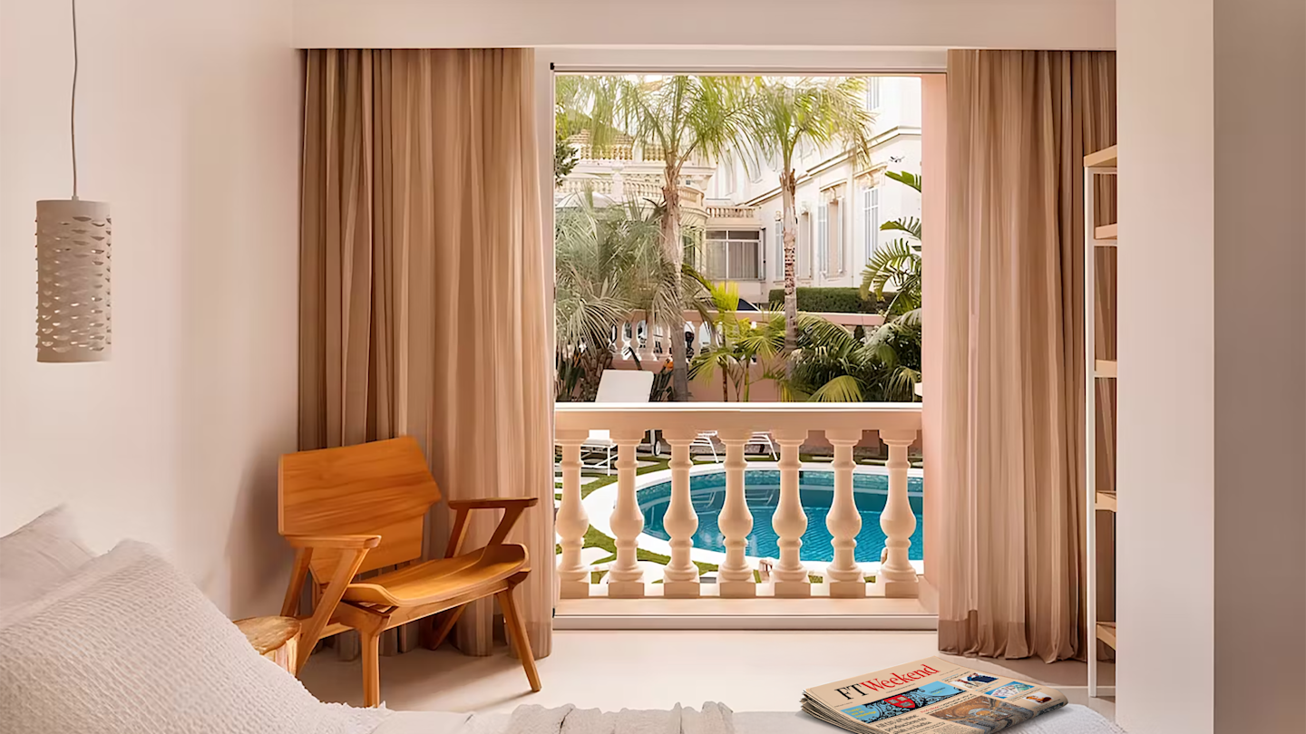 The Financial Times in a Plum Guide Home