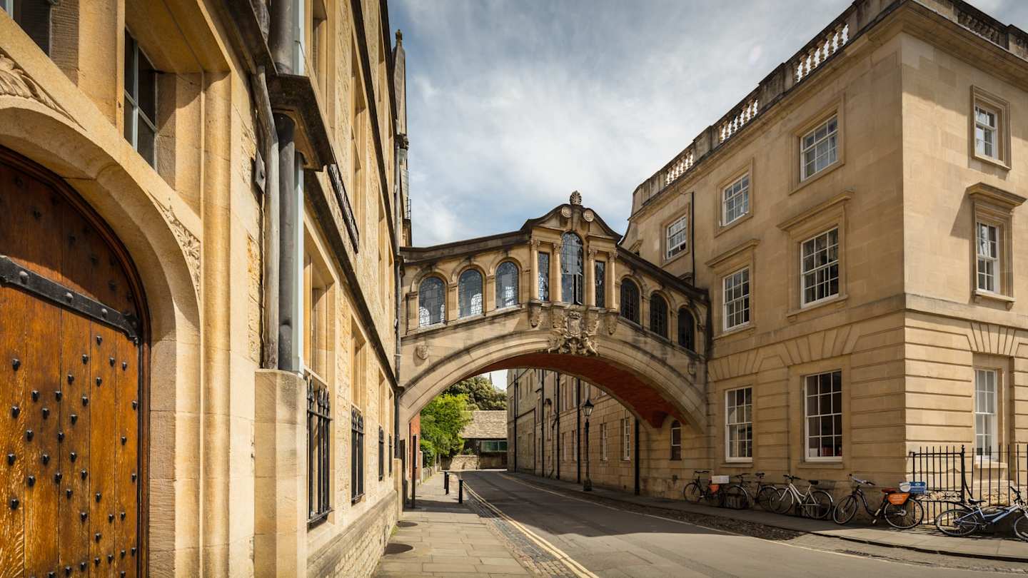 Oxford University, UK