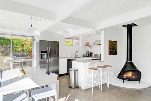 Amado Cidro, Plum Guide home in Palm Springs, California