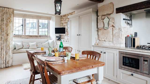 Silent Noon, Plum Guide home in the Cotswolds