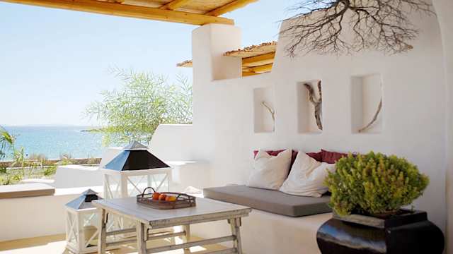 Morning Swim, Plum Guide home in Paros, Greece