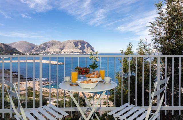 Neptune's Nest, Plum Guide home in Sicily