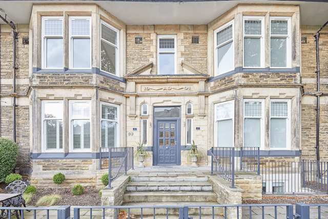 The English Spa, Plum Guide home in Yorkshire, UK