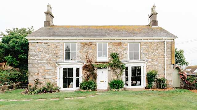 Ye Olde Church House, Plum Guide home in Cornwall