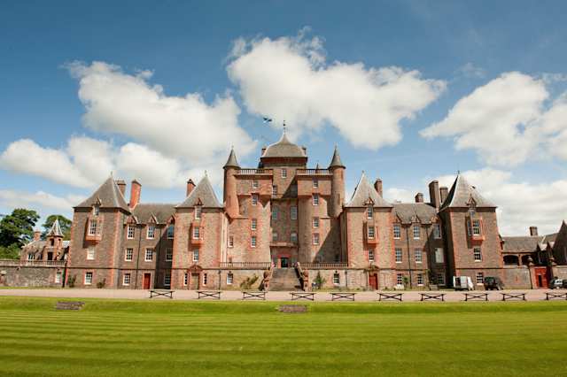 Begley's Castle, Plum Guide home in Berwickshire, Scotland