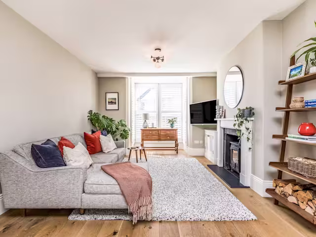 How Sweet the Sound, Plum Guide home in West Sussex