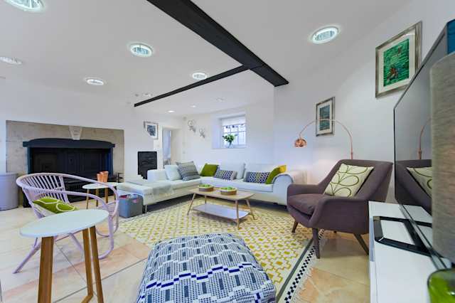 Lower Garden Suite, Plum Guide home in Surrey