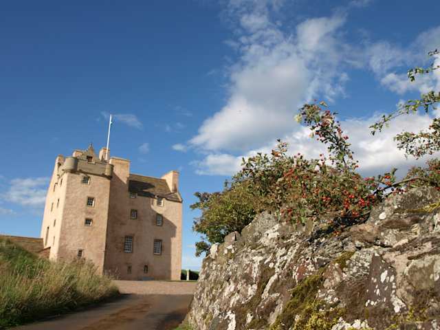 The Crown Jewel, Plum Guide home in East Lothian