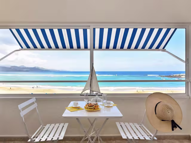 Vista del Sol, Plum Guide home in Las Palmas de Gran Canaria
