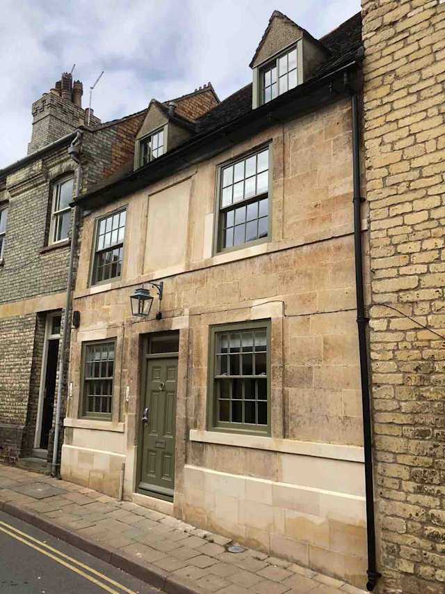 Three Hundred Years, Plum Guide home in Cambridgeshire, UK