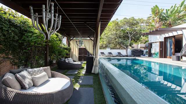 Moroccan Poolside, Plum Guide home in Los Angeles