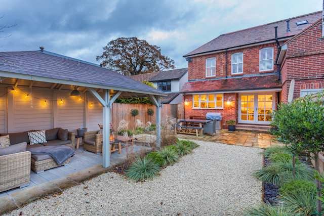 Simple Gifts, Plum Guide home in Hampshire, England