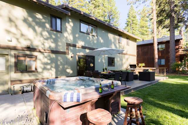 Eat Your Greens, Plum Guide home in Lake Tahoe, USA