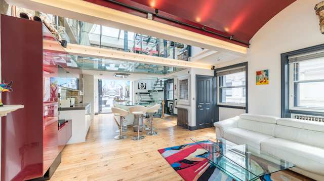 Russell the Great, Plum Guide home in London