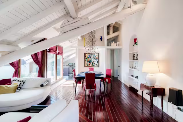 Prima Donna, Plum Guide home in Lake Como