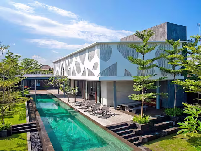 Leaf Shadow, Plum Guide home in Bali