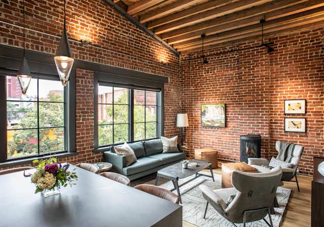 Chestnut Bricks, Plum Guide home in Asheville, North Carolina, USA