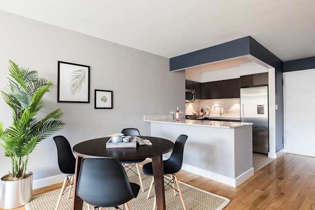 One Of Us, Plum Guide home in New York