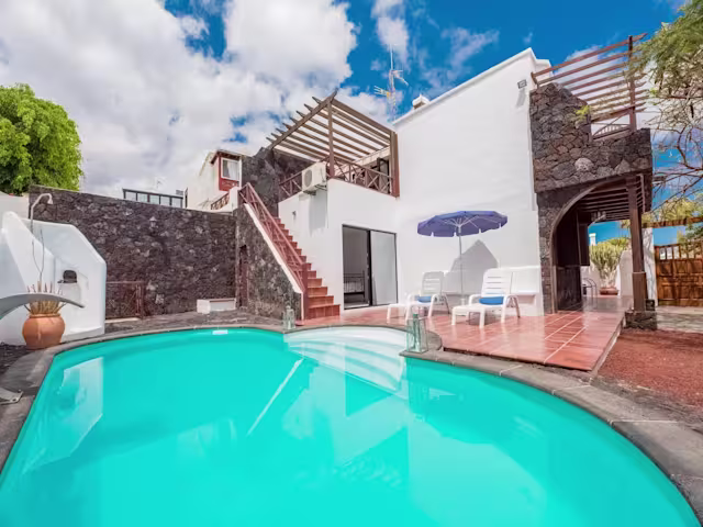 Patchwork & White, Plum Guide home in Lanzarote