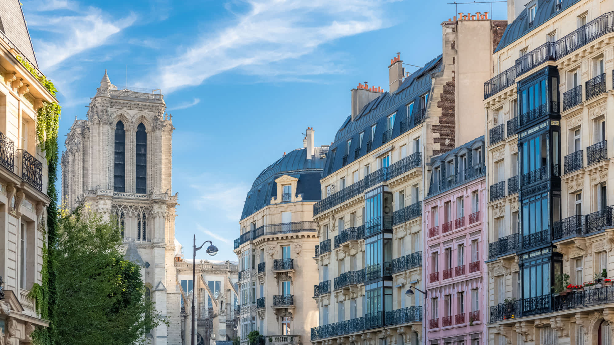 The Top 9 Safest Areas To Stay In Paris Plum Guide