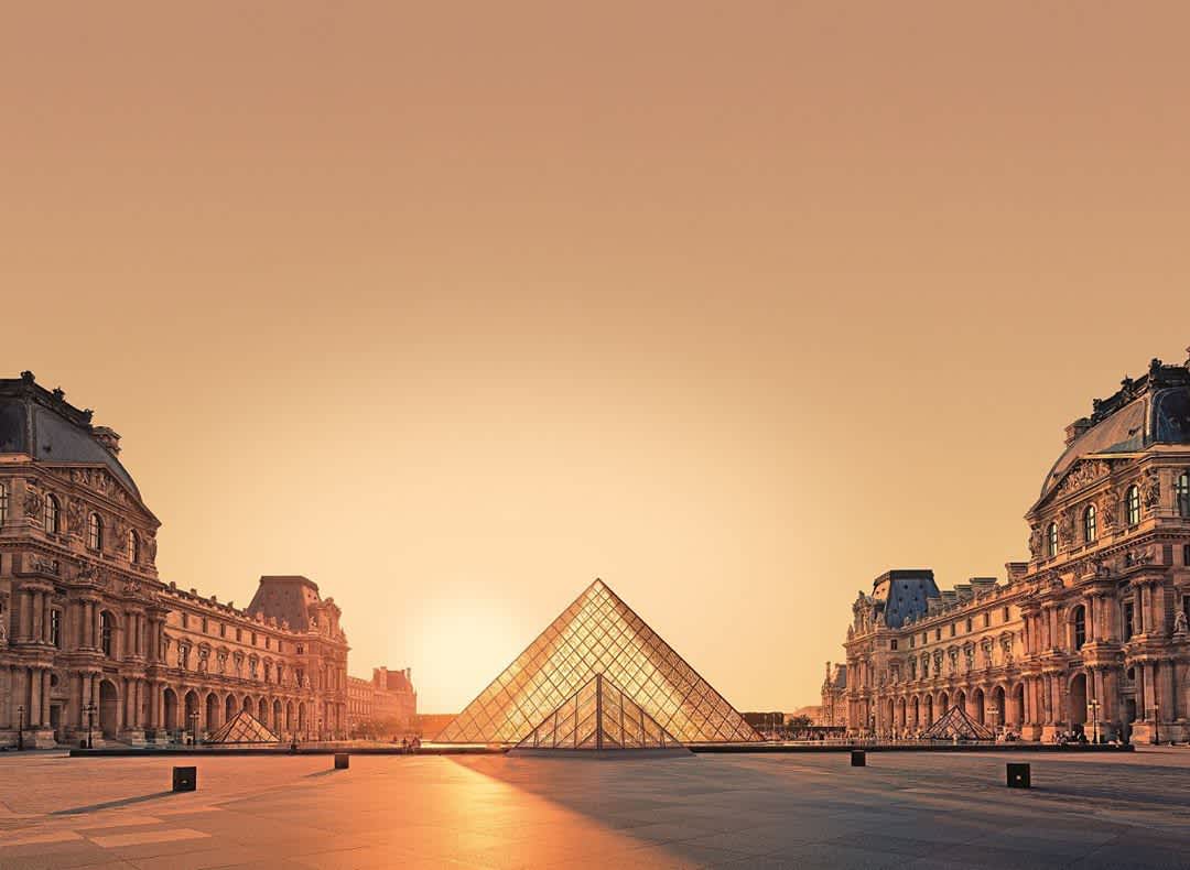 Louvre at sunset, Paris